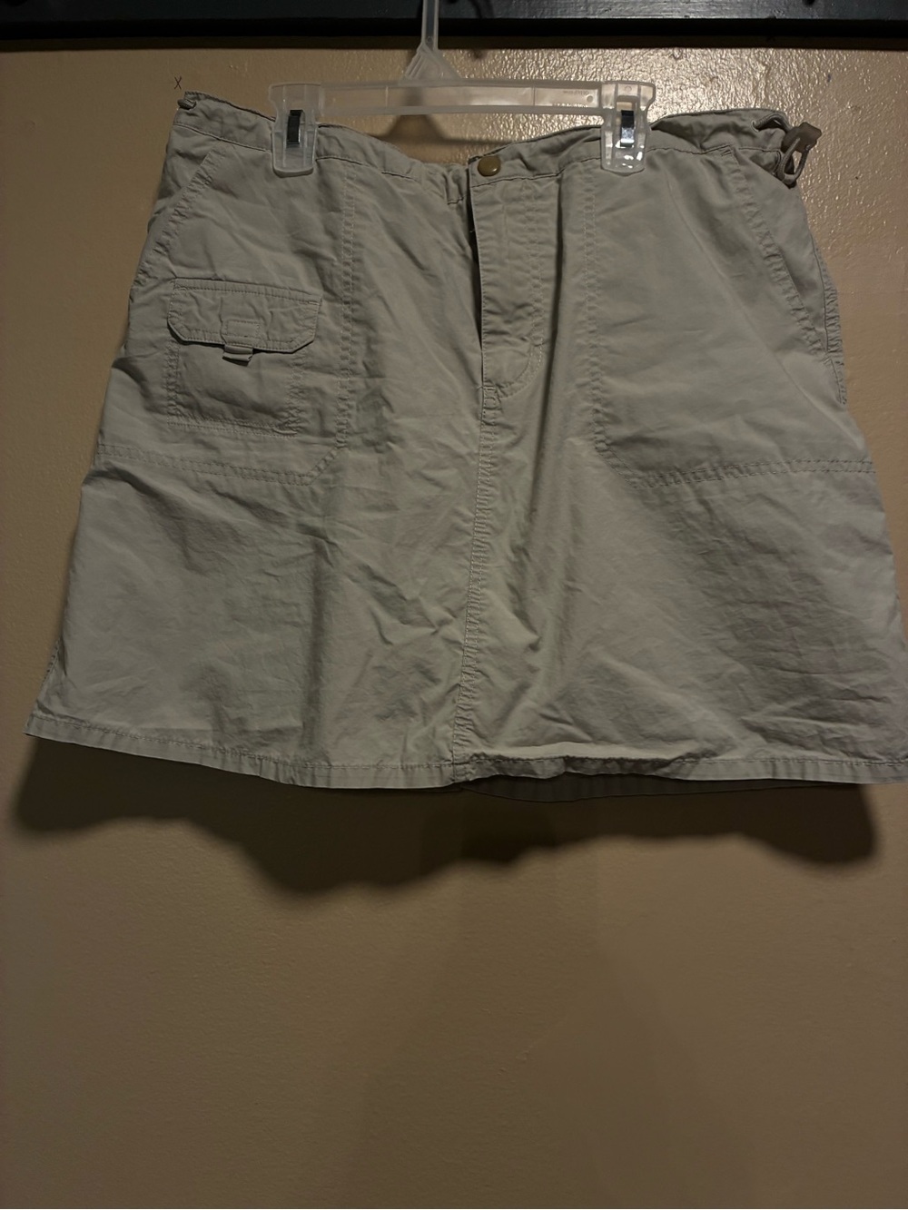 Columbia Light khaki Women’s Utility Skort